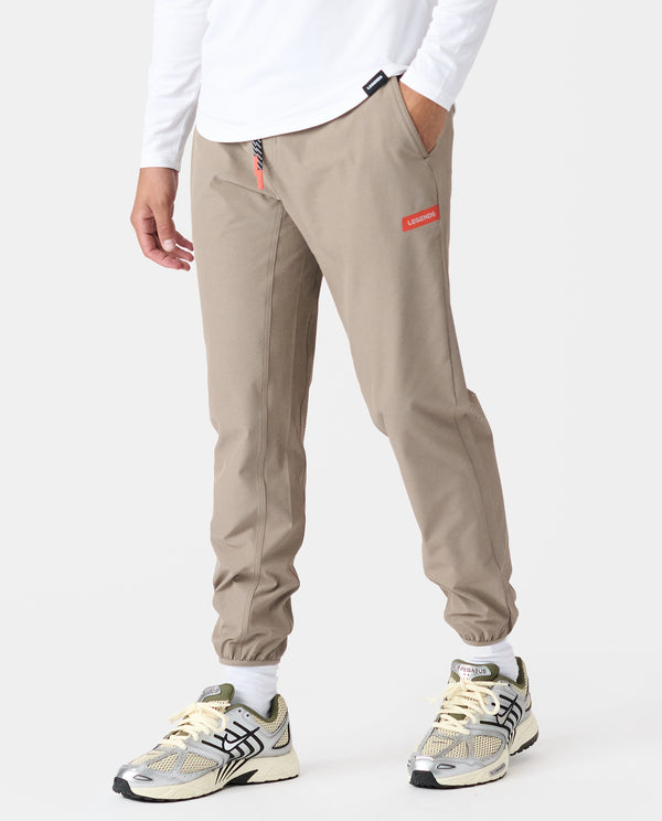 Luka HD Jogger Taupe Campari