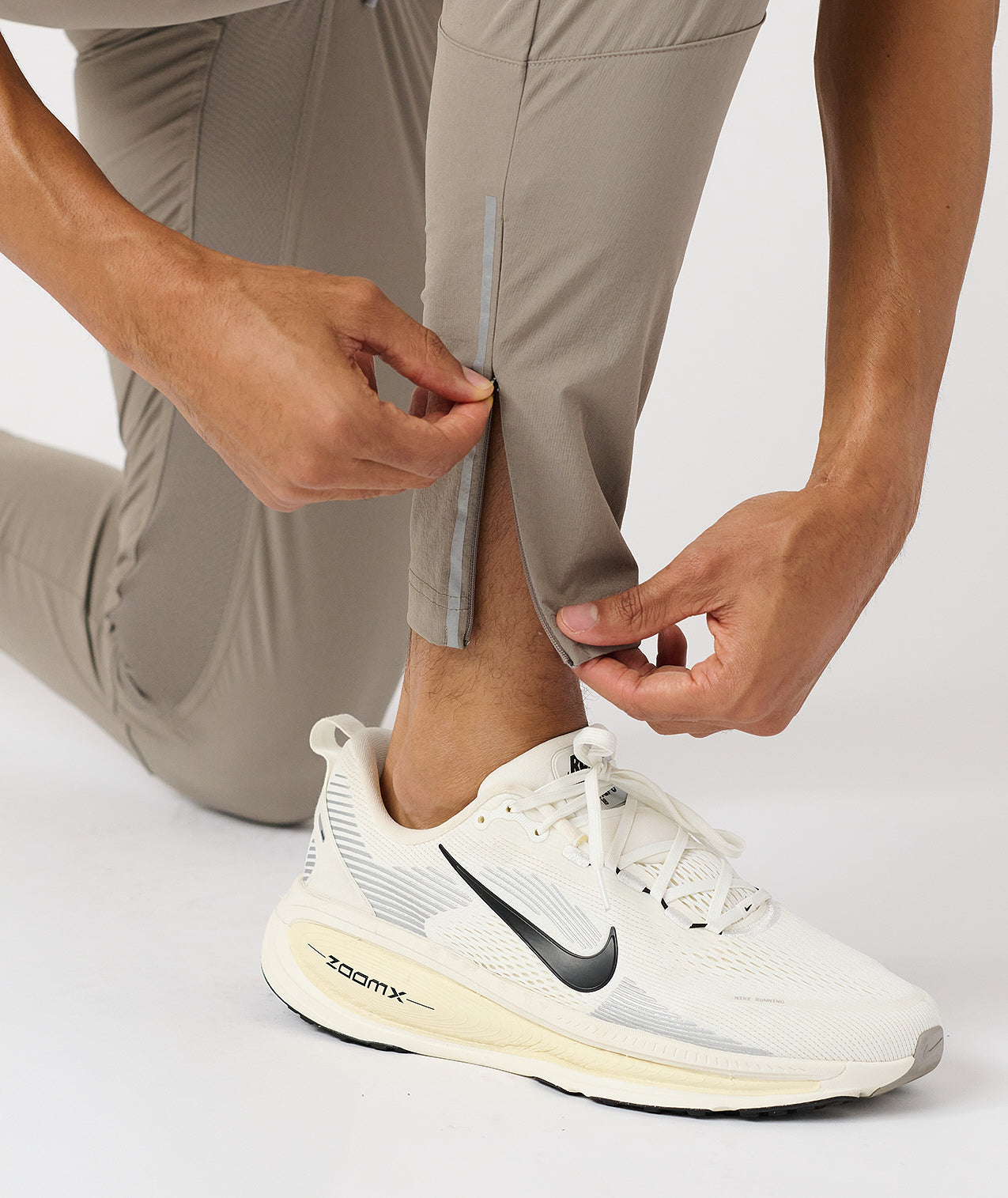 Carson Pant Taupe - 5