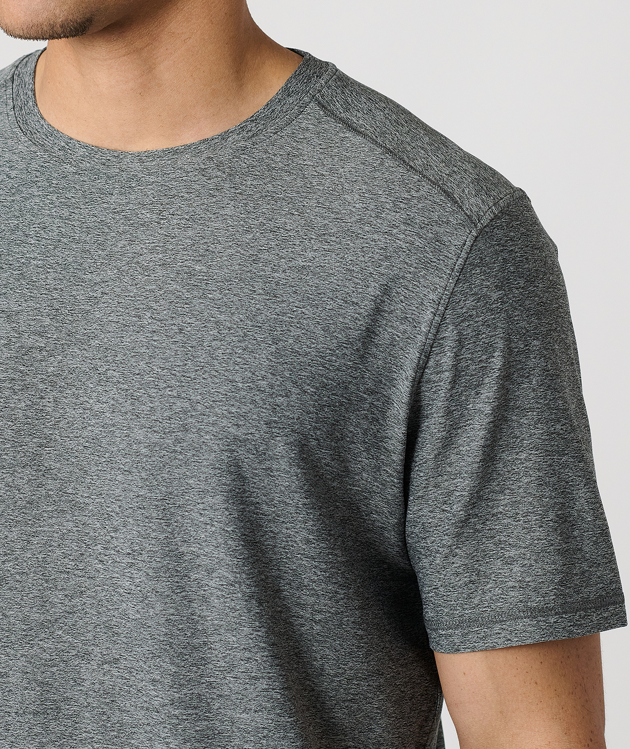 Aire Tee Charcoal Gray Heather