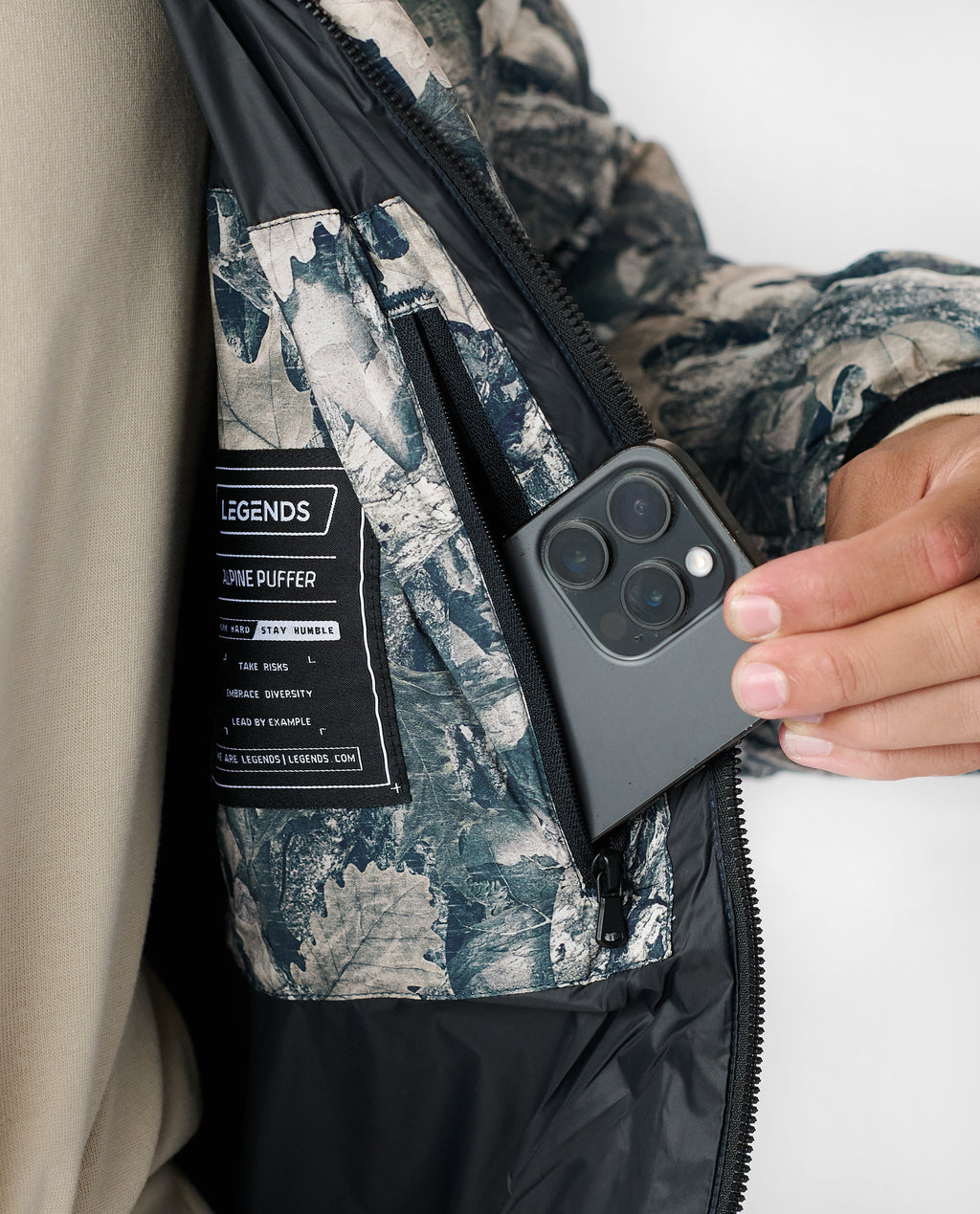 Alpine Puffer Jacket Forest Camo Ice