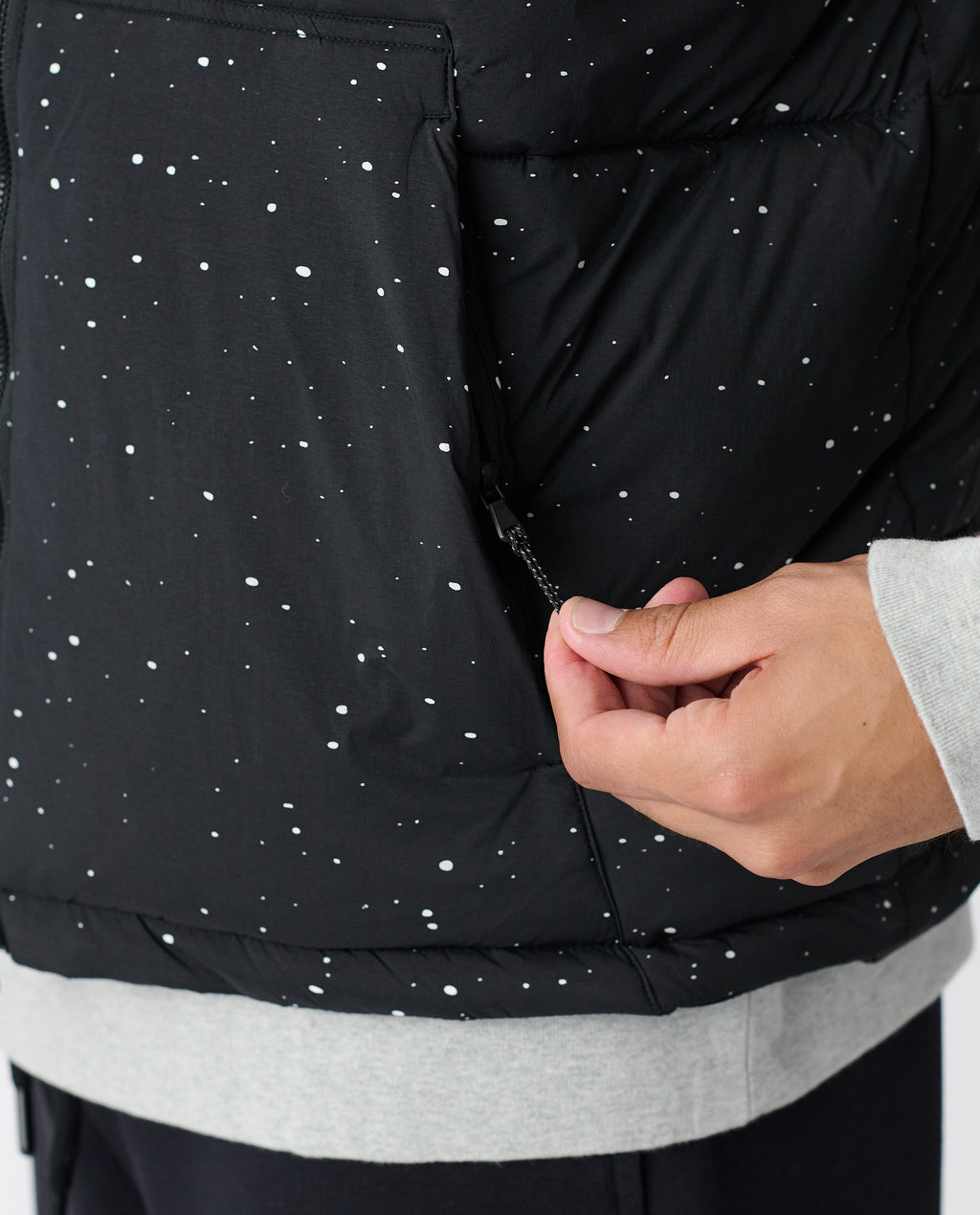 Alpine Puffer Vest Black White Splatter