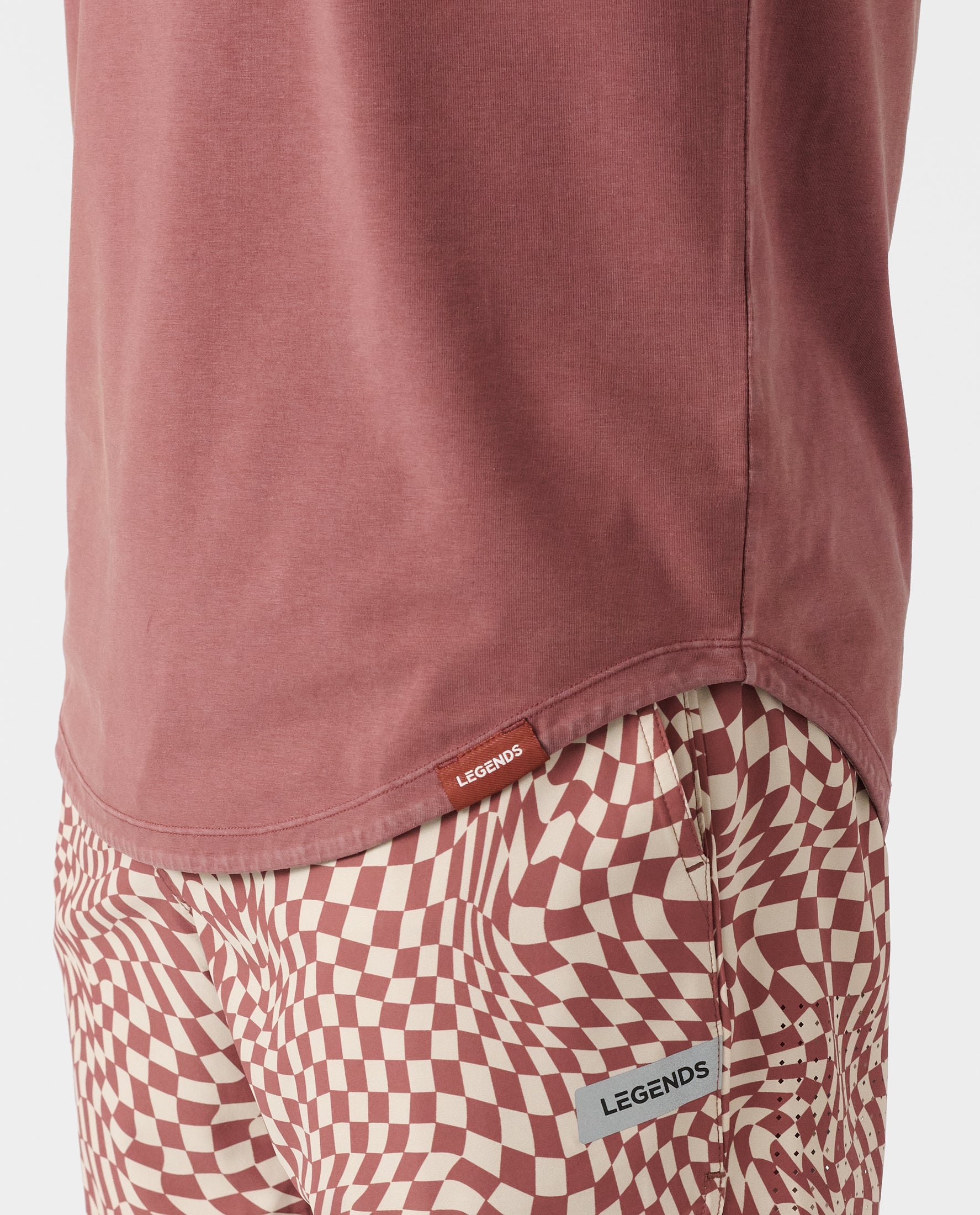 Aviation Tee Curved Hem Washed Ember