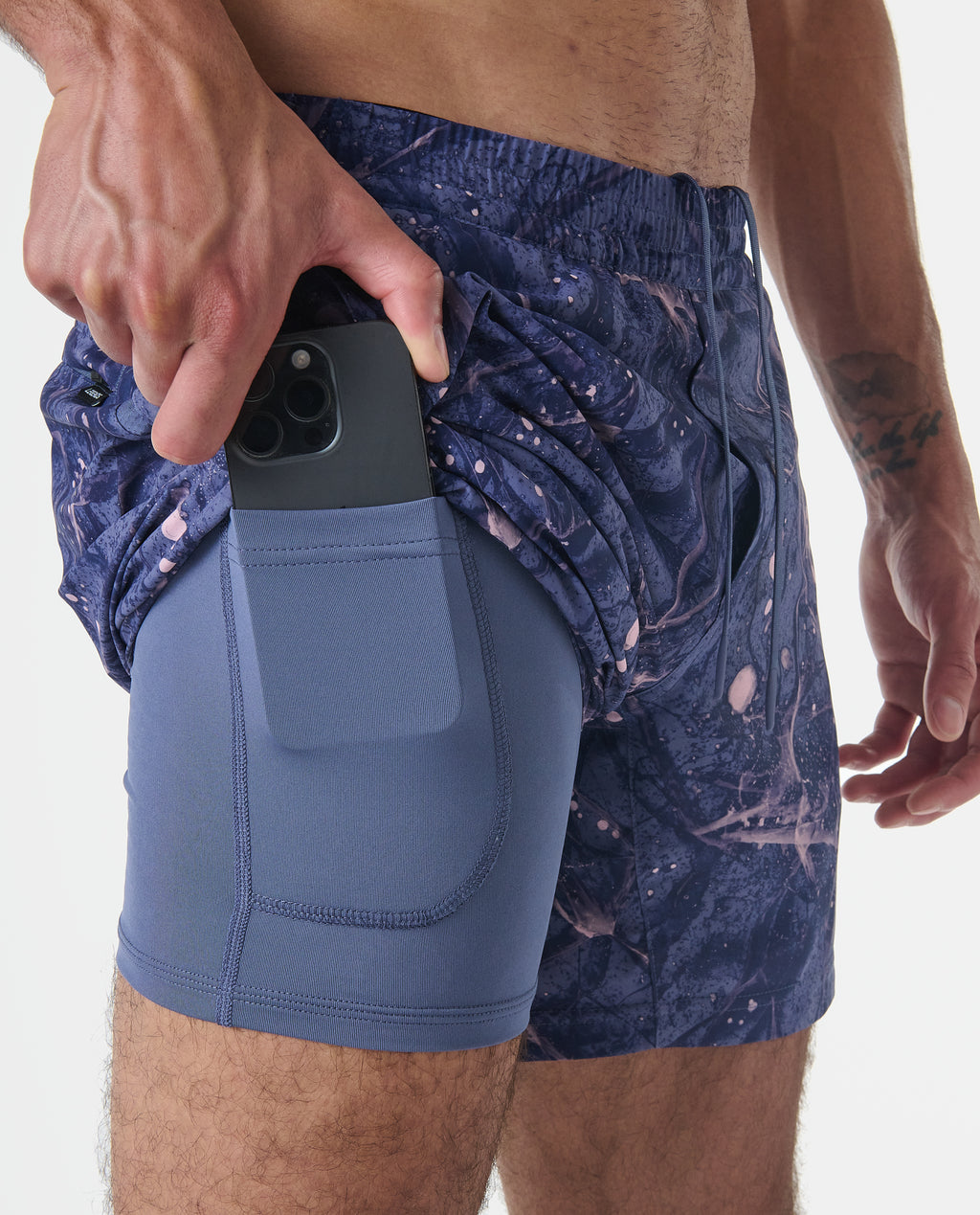 Bishop Short Saltwater Nightshadow Blue