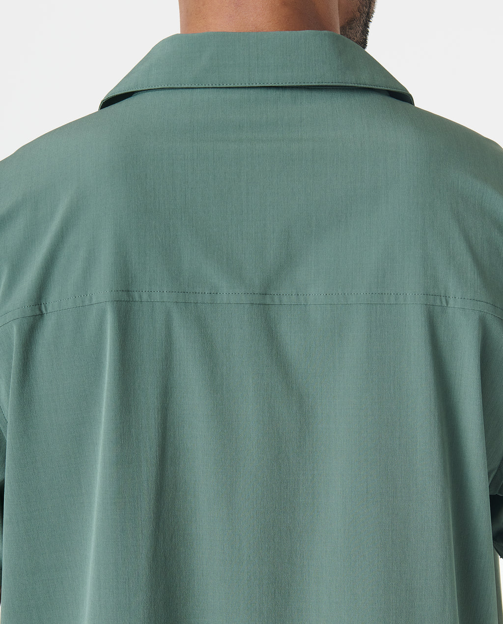 hunter green dress shirt Men's Legends Chief Camp Collar Button Up Shirt Medium Hunter Green