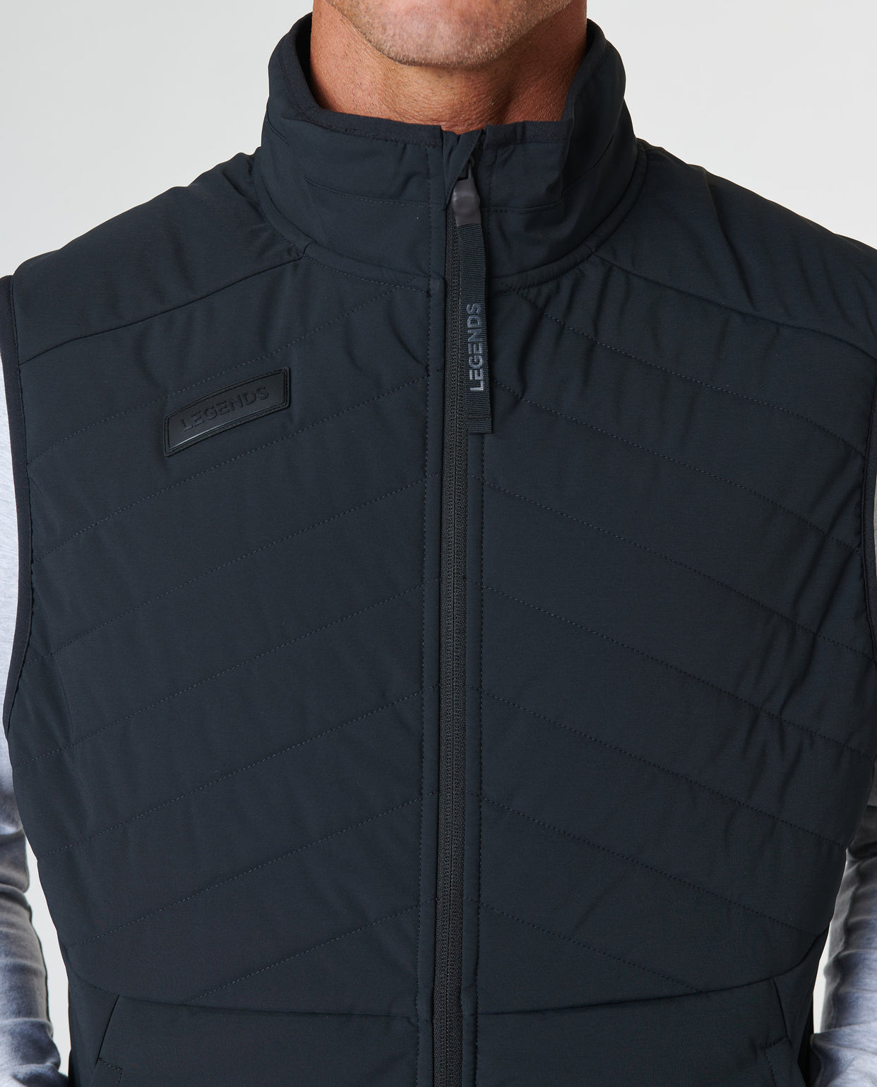 Nuch Vest Black