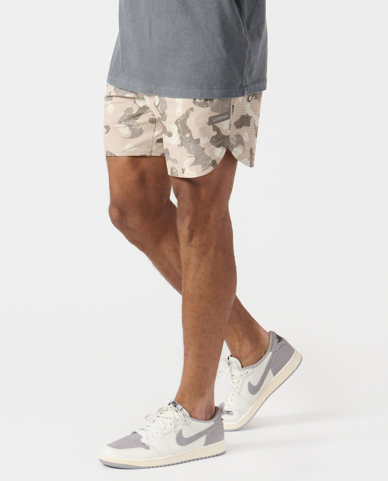 Luka HD Distressed Camo Taupe