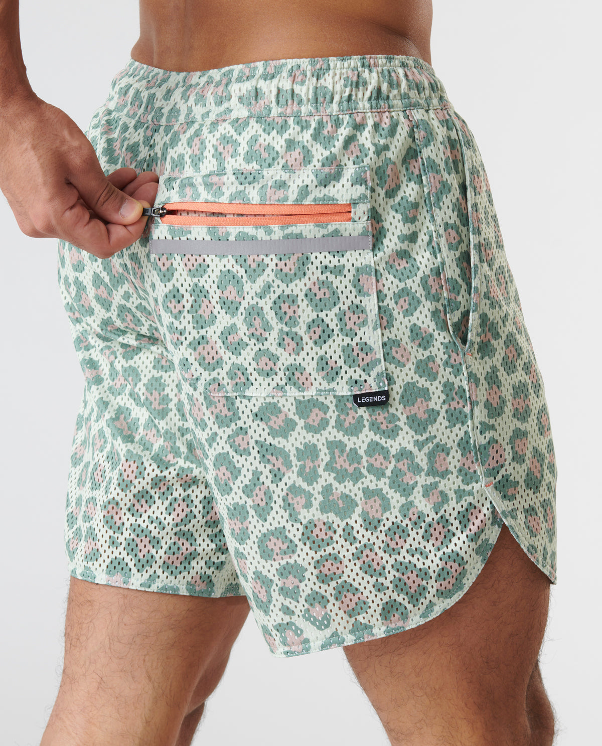 Luka Mesh Short Leopard Pistachio