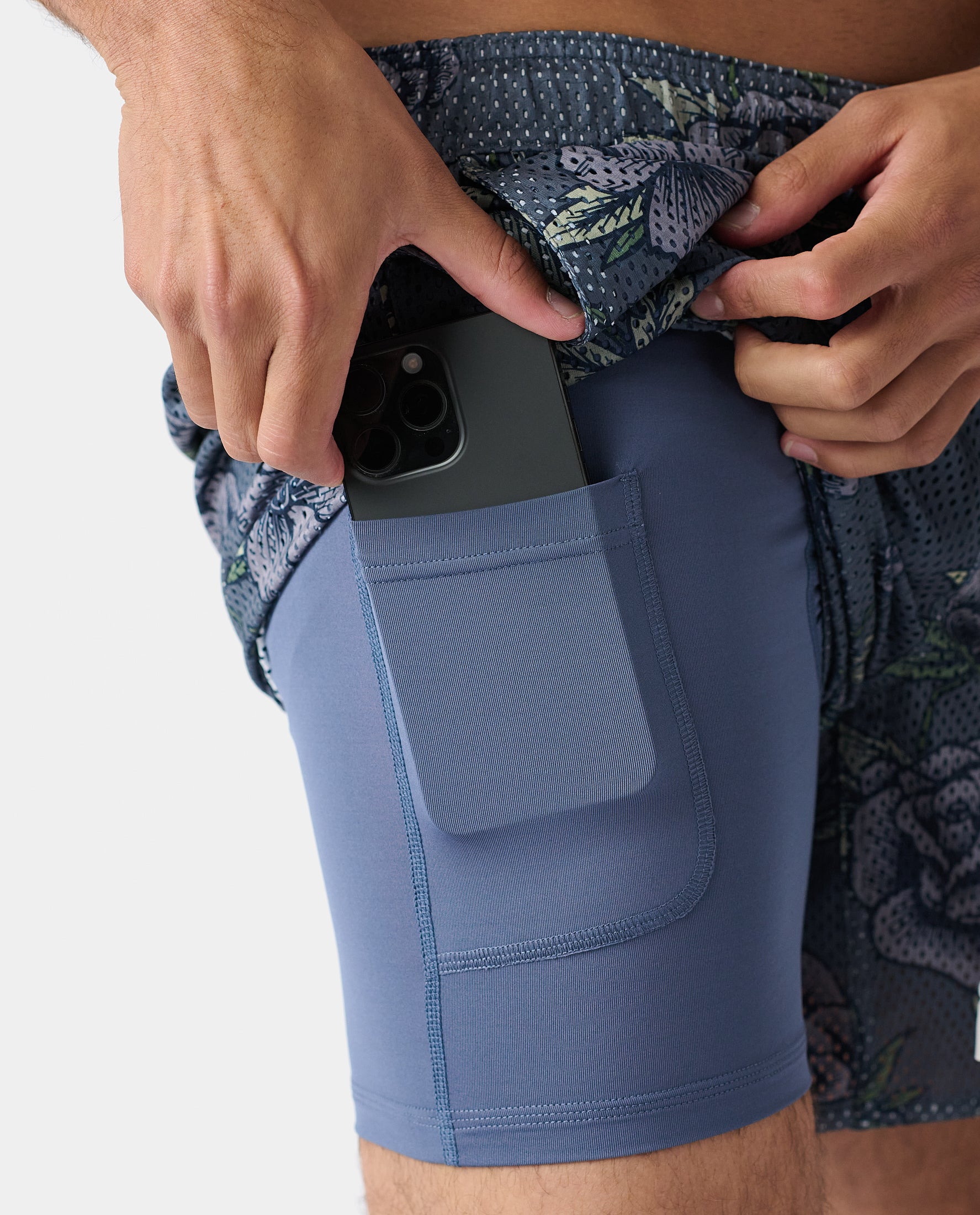 Luka Mesh Short Vintage Floral Nightshadow