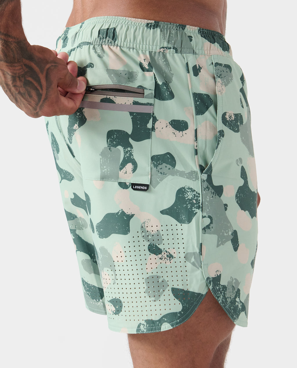 Luka Short Distressed Camo Dusty Sage