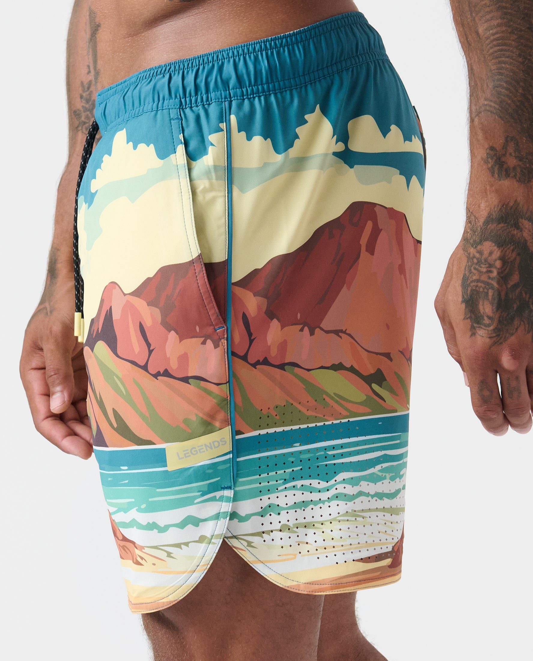 Luka Short Views Multi