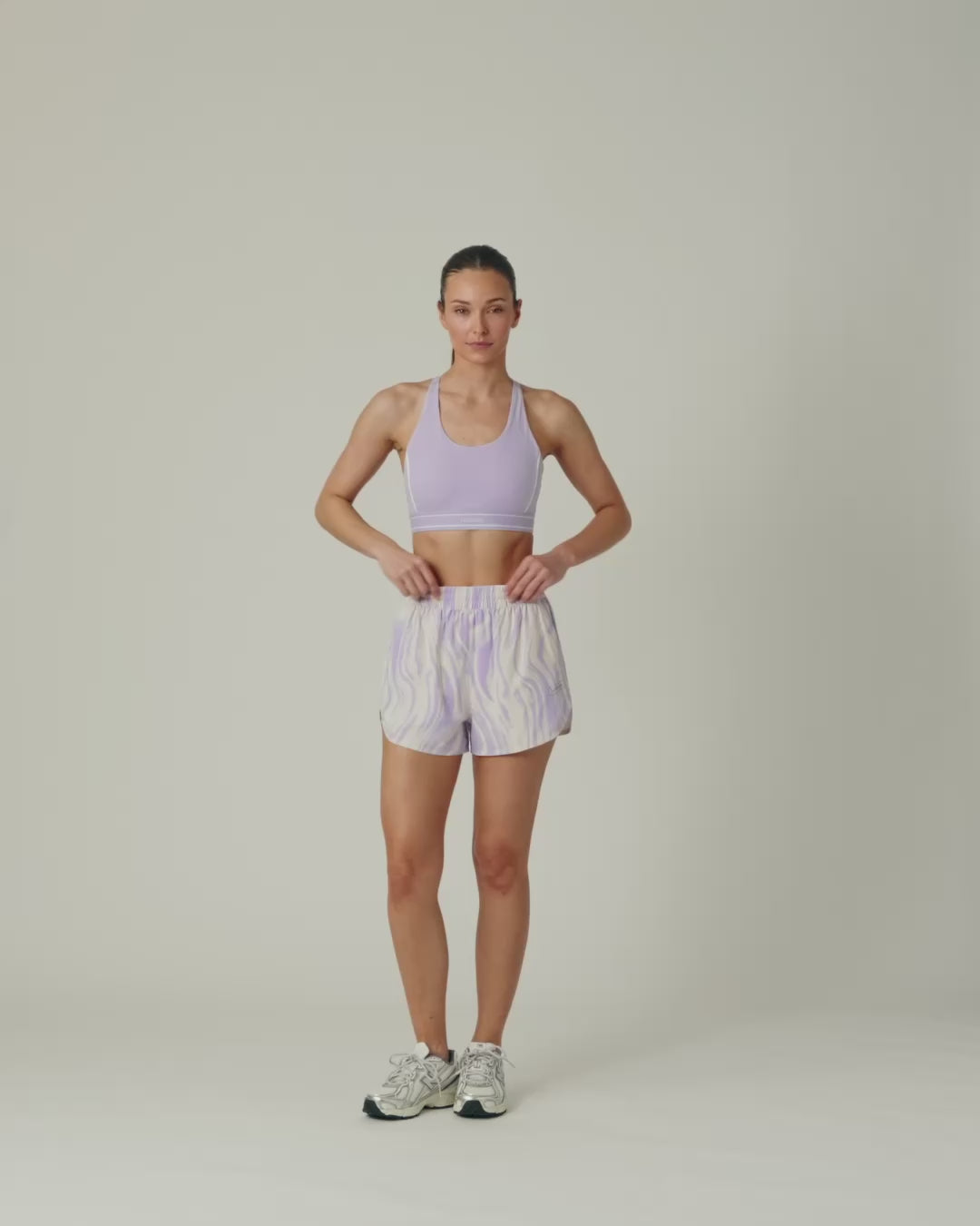 Leni Short Brushstroke Aura - 10