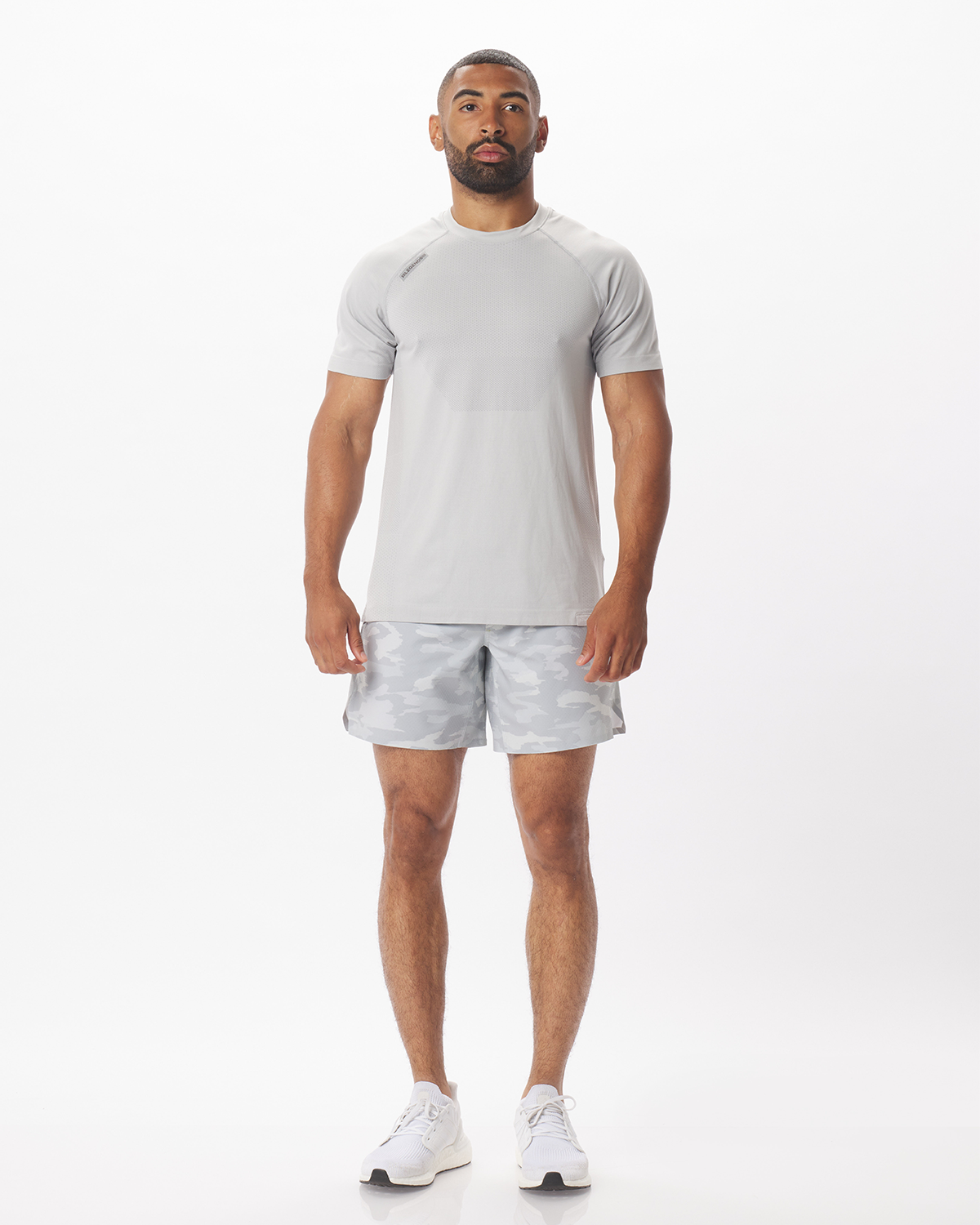 Relay Short Gray Camo