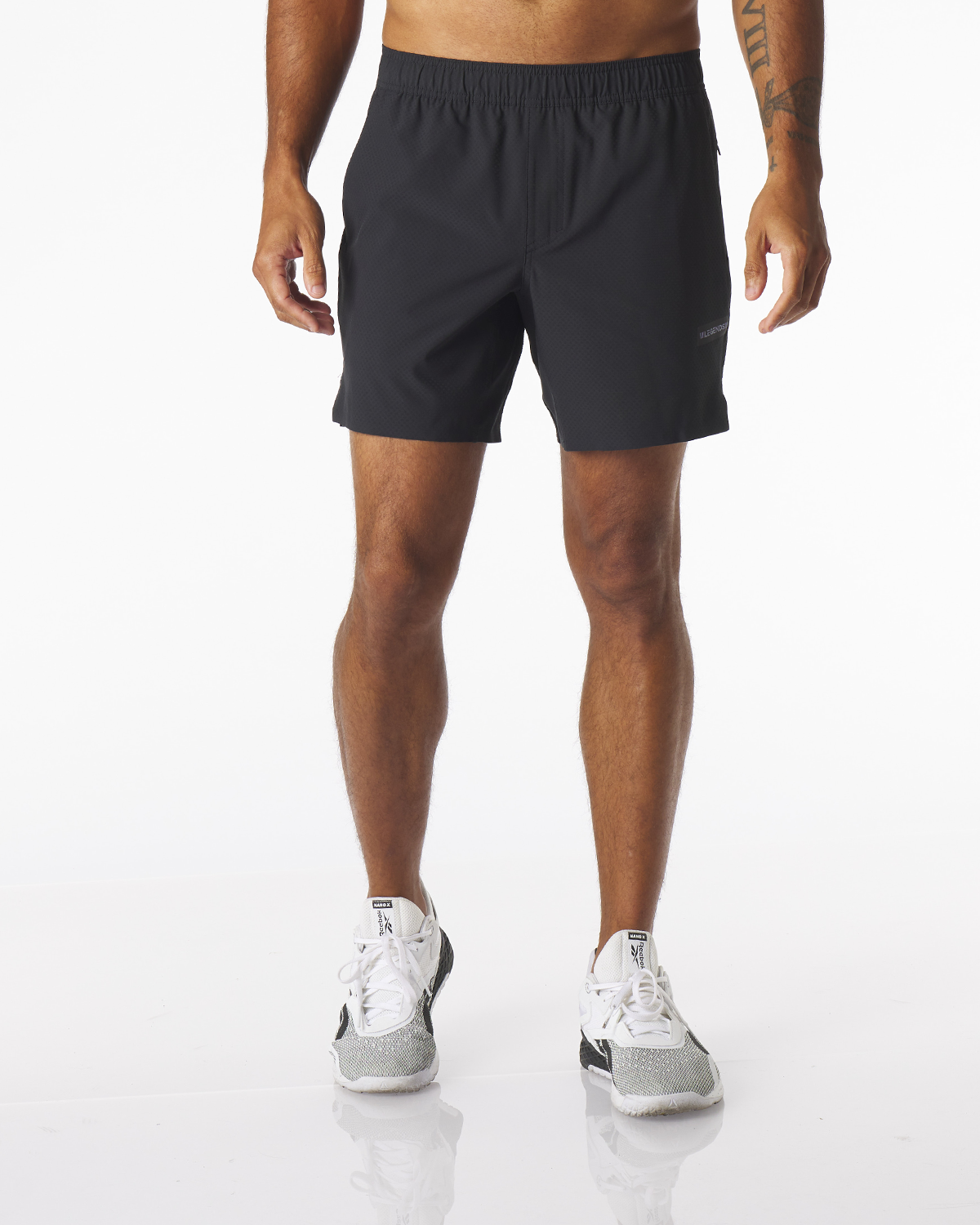Relay Short Black